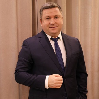 Роман Деменев