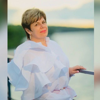 Элеонора Николова