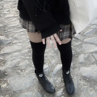 Cult of legs🩷